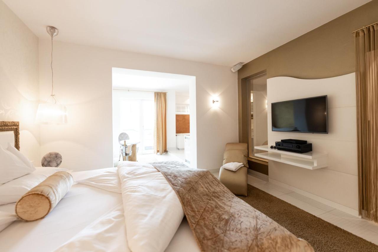 לויפרסדורף ביי פורסטנפלד Maiers Kuschelhotel Loipersdorf Deluxe - Adults Only מראה חיצוני תמונה