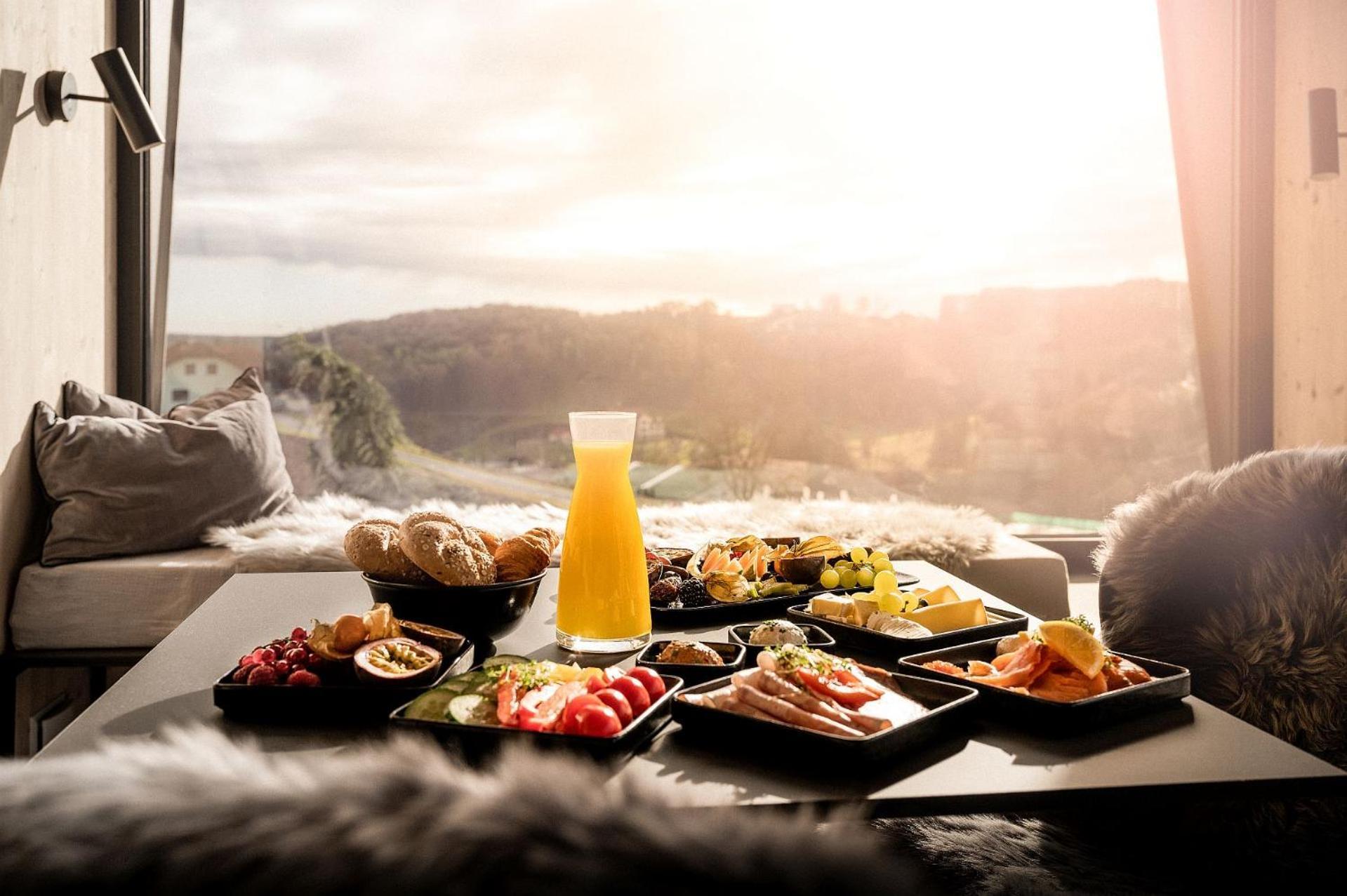 לויפרסדורף ביי פורסטנפלד Maiers Kuschelhotel Loipersdorf Deluxe - Adults Only מראה חיצוני תמונה