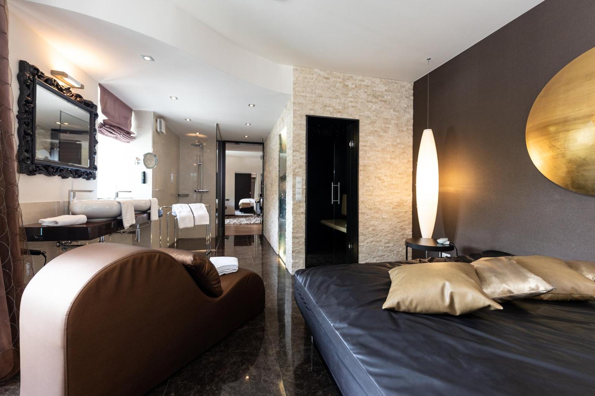 לויפרסדורף ביי פורסטנפלד Maiers Kuschelhotel Loipersdorf Deluxe - Adults Only מראה חיצוני תמונה