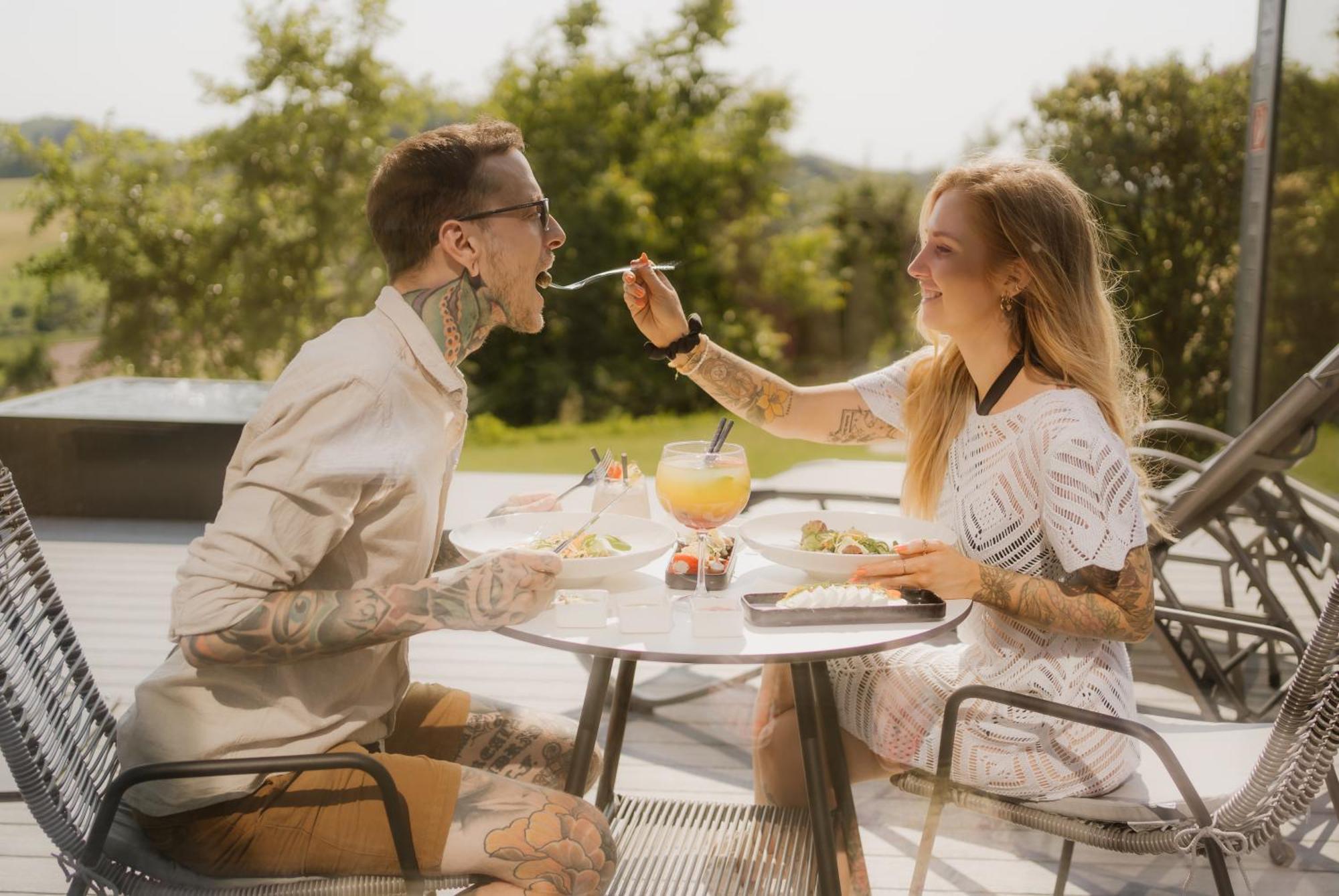 לויפרסדורף ביי פורסטנפלד Maiers Kuschelhotel Loipersdorf Deluxe - Adults Only מראה חיצוני תמונה